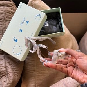 Off-White Marble Cut Out Sunglasses